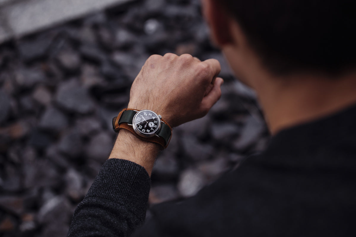 Vario 1918 Trench Black Dial White Lume