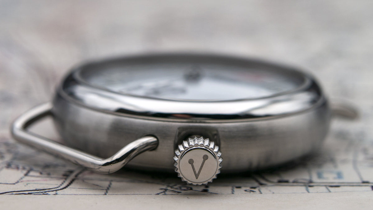 Vario 1918 Trench Cream Dial Orange Lume