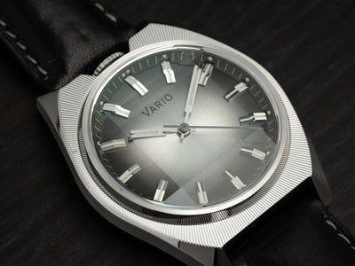 Vario Futurist Sunburst Silver Fume
