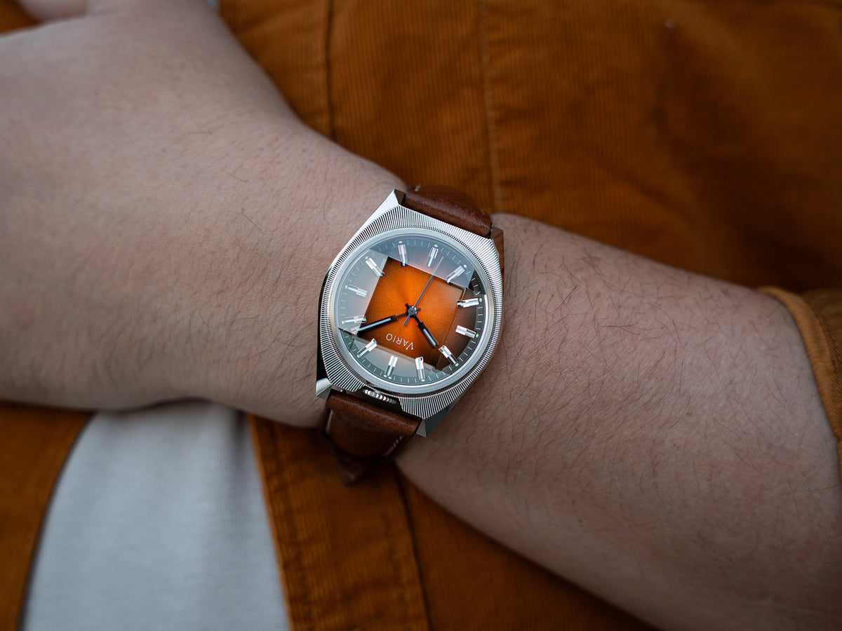 Vario Futurist Sunburst Orange Fume