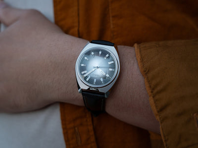 Vario Futurist Sunburst Silver Fume
