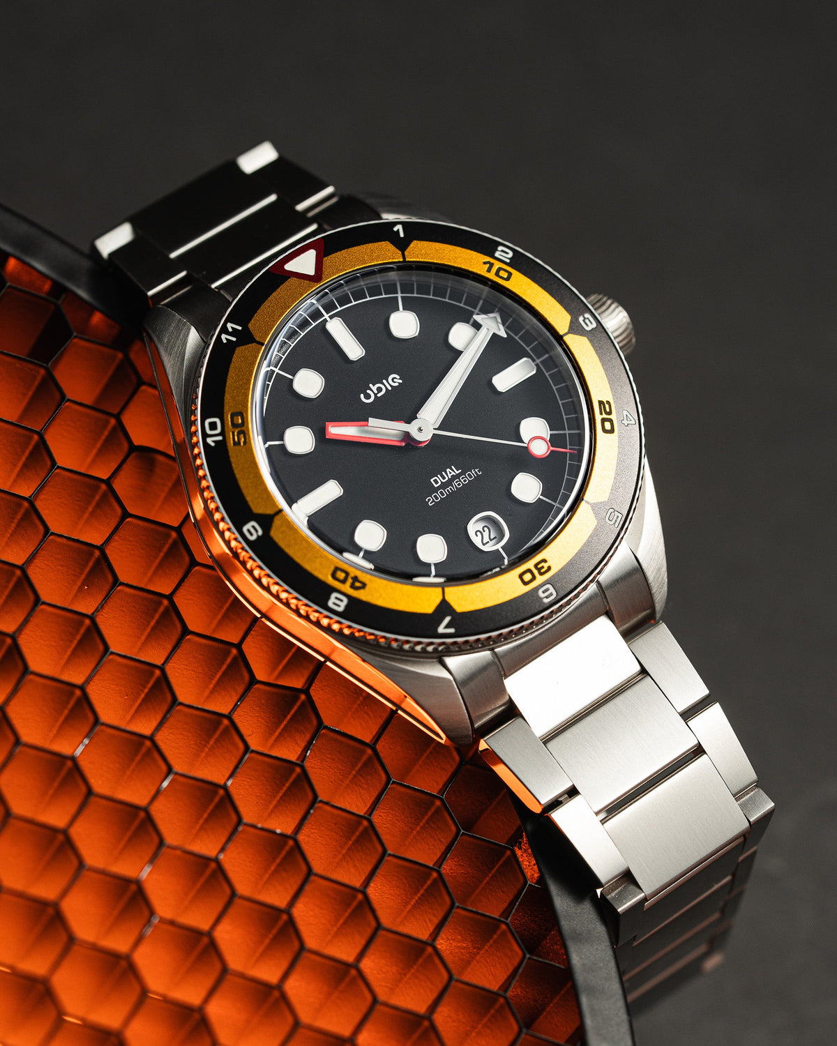 UBIQ Watches DUAL BUMBLE Miyota 9015