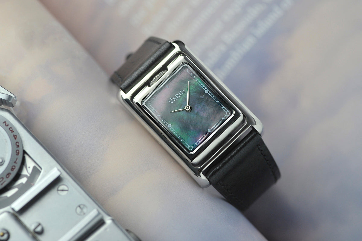 Vario VERSA Reversible Dual Time Silver-Black MoP