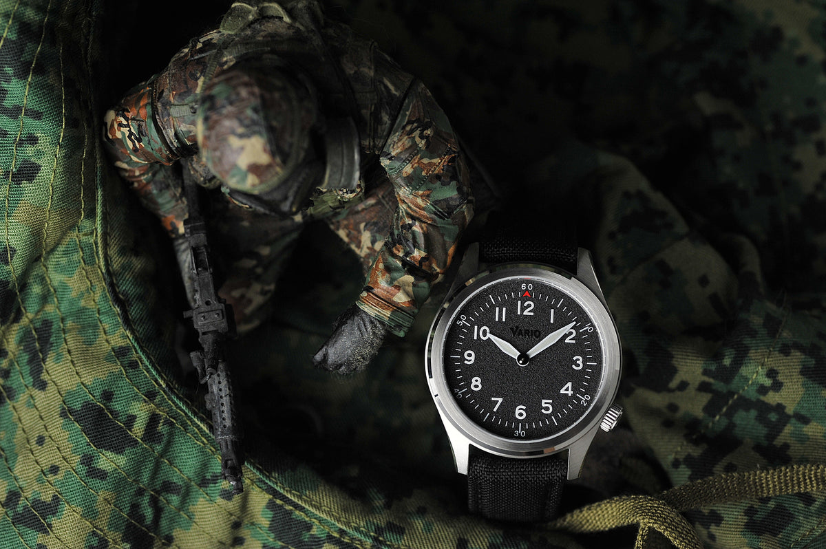 Vario 1945 A-11S Raven Black