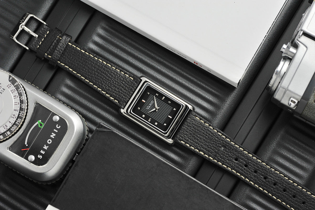 Vario VERSA Reversible Single Time Black Tuxedo Automatic