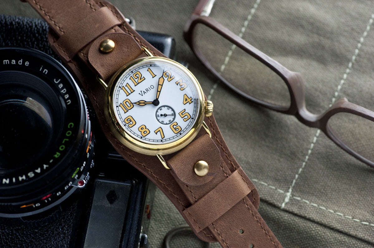 Vario 1918 Trench Brass White Dial Orange Lume