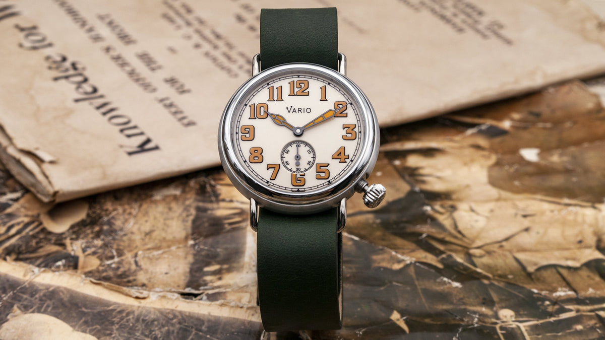 Vario 1918 Trench Cream Dial Orange Lume