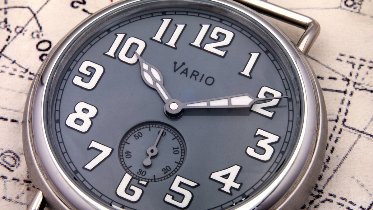 Vario 1918 Trench Grey Dial White Lume